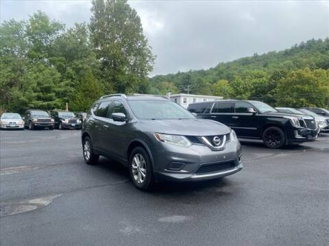 2015 Nissan Rogue for sale at Canton Auto Exchange in Canton CT