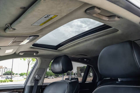 2019 Genesis G90