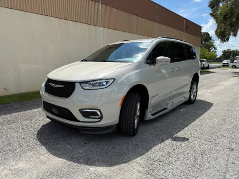 2021 Chrysler Pacifica Touring L