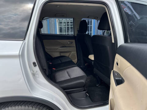 2016 Mitsubishi Outlander SEL