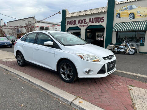 2013 Ford Focus for sale at PARK AVENUE AUTOS in Collingswood NJ