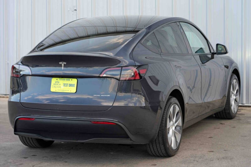 2024 Tesla Model Y Long Range