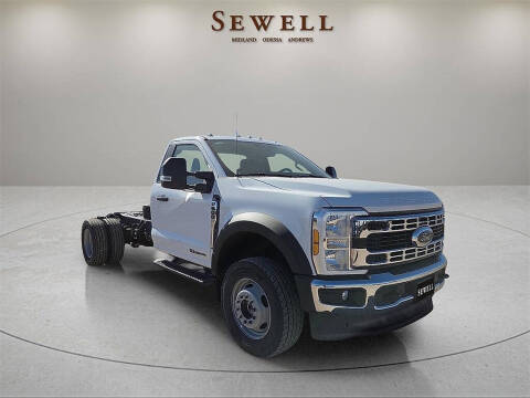 2025 Ford F-600 Super Duty