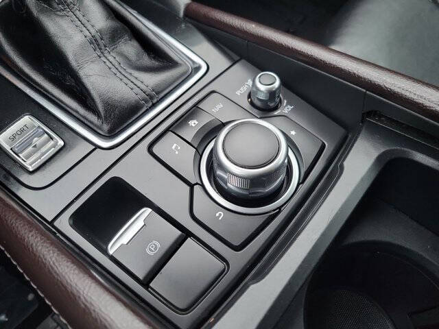 2017 Mazda MAZDA3 Touring