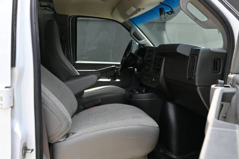 2021 Chevrolet Express 2500