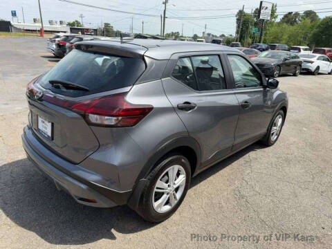 2024 Nissan Kicks S