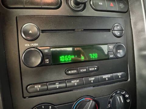 2006 Ford Mustang GT Deluxe