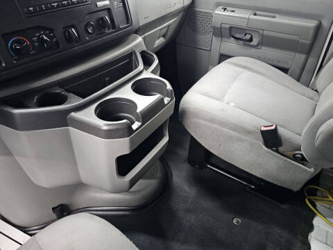 2013 Ford E-Series E-150