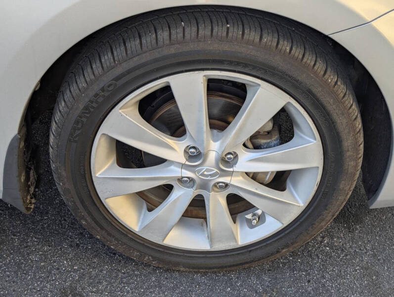 2013 Hyundai Accent GLS