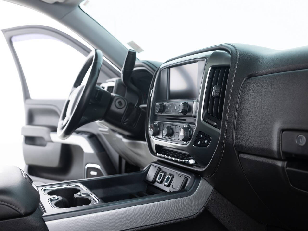 Used Car 2017 Chevrolet Silverado 1500  Ltz Z71 4x4 4dr Crew Cab 5.8 Ft. Sb For Sale Under $30,000 In Coal City, Illinois