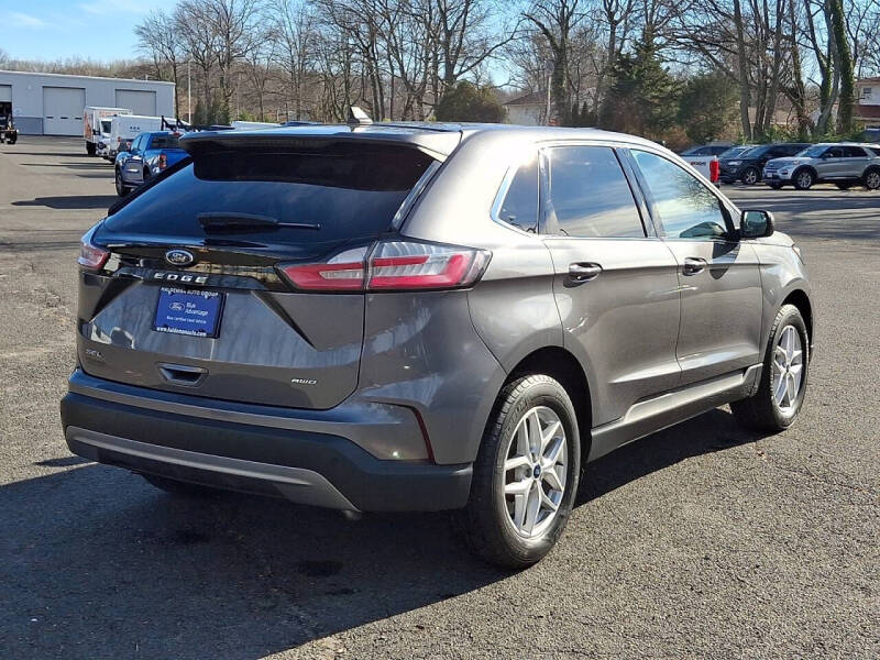 2022 Ford Edge SEL