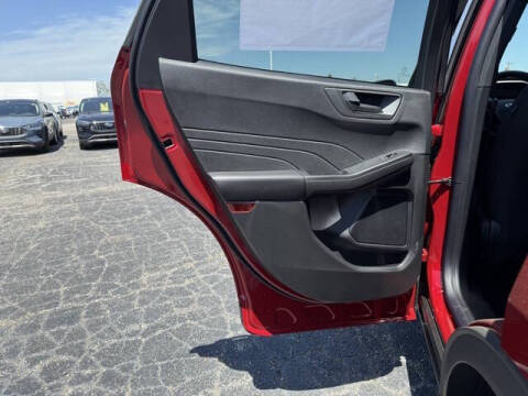 2025 Ford Escape Active