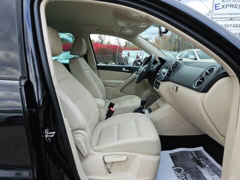 2012 Volkswagen Tiguan S