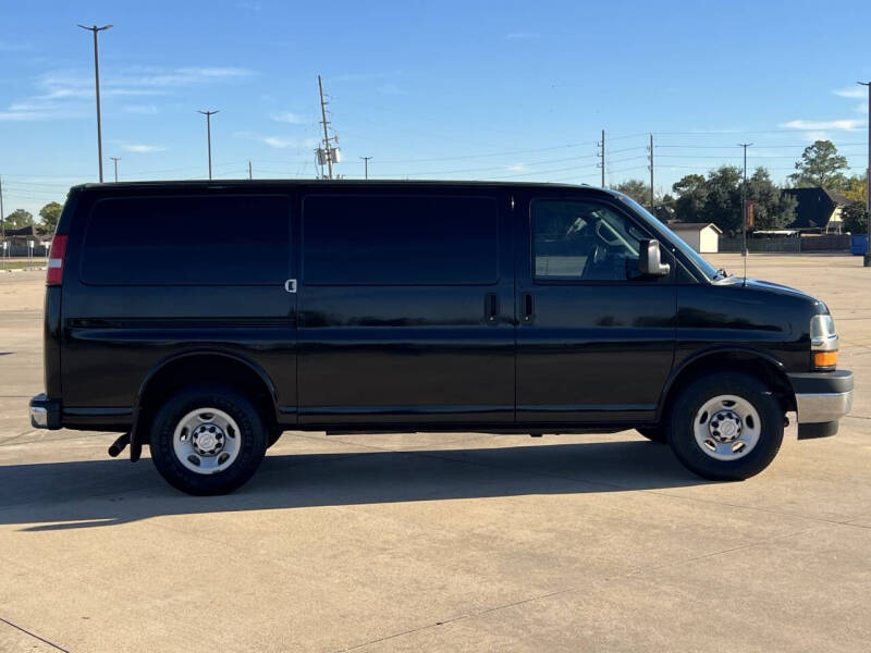 2017 Chevrolet Express 2500
