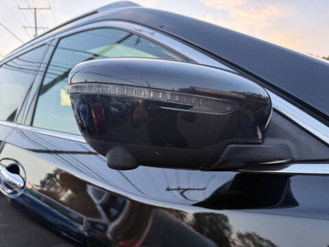 2017 Nissan Rogue Hybrid