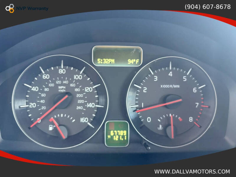 2010 Volvo C70 T5