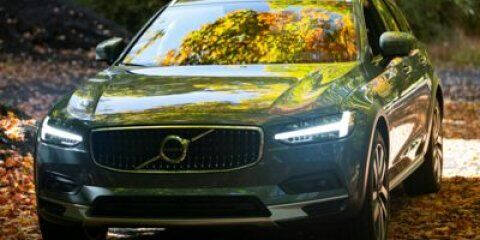 2022 Volvo V90 Cross Country