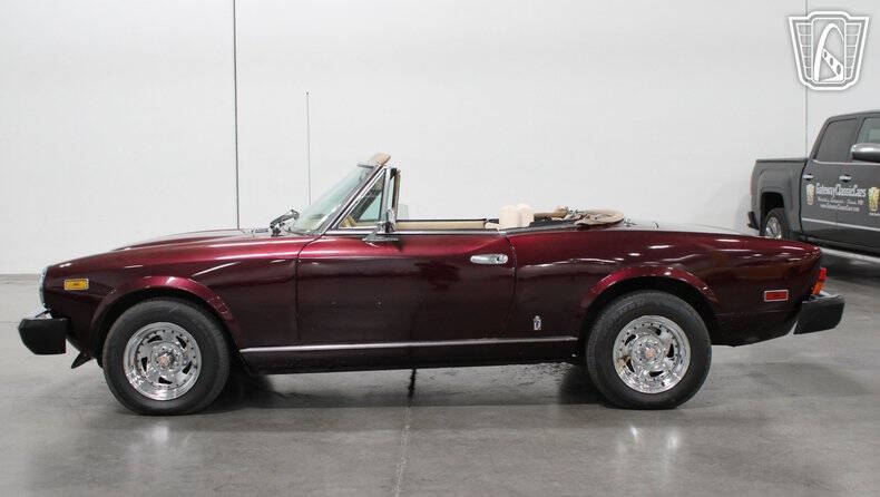 1982 FIAT 2000 Spider