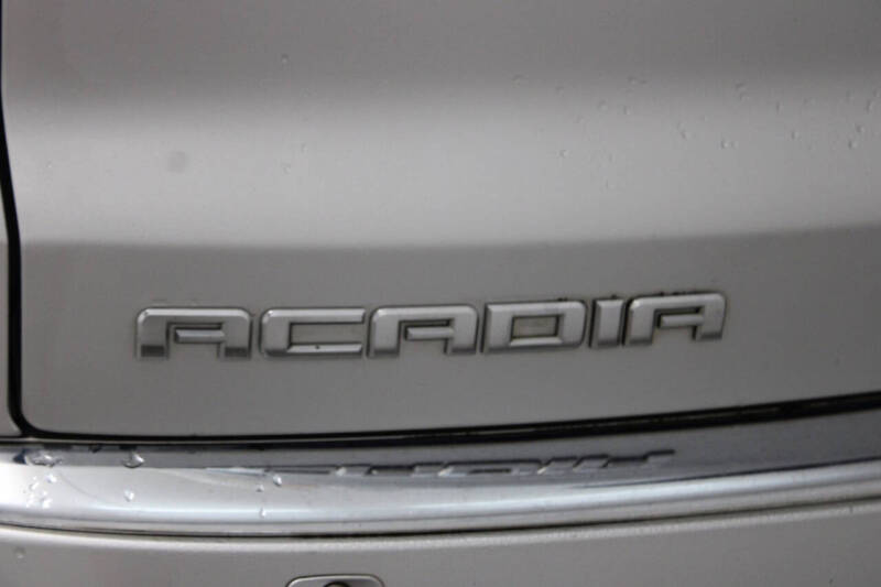 2011 GMC Acadia Denali