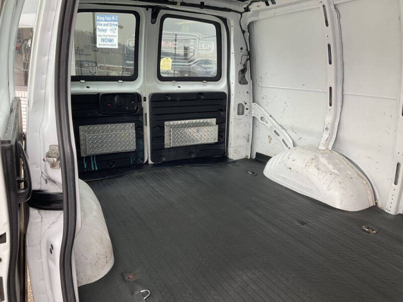 2017 Chevrolet Express 2500