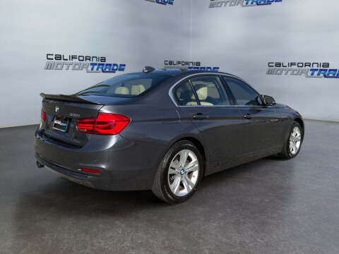 2018 BMW 3 Series 330i