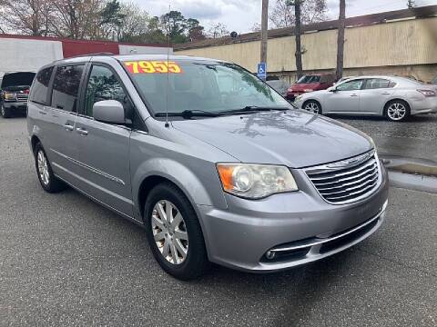 2013 Chrysler Town and Country for sale at Donofrio Motors Inc in Galloway NJ