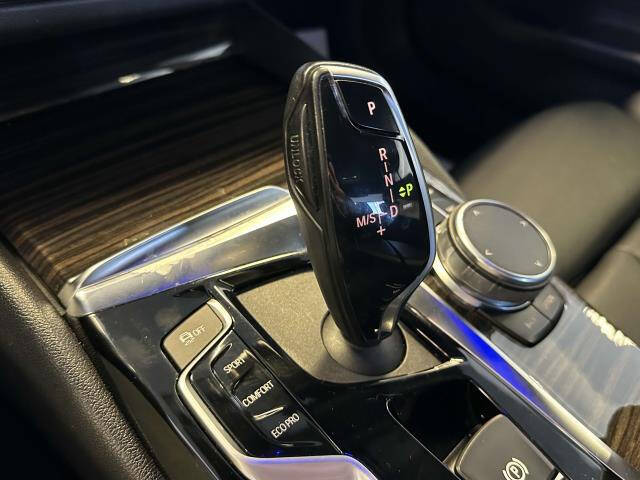 2019 BMW 5 Series 530i xDrive