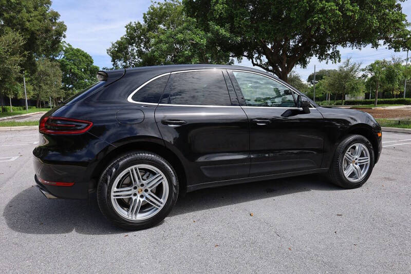 2015 Porsche Macan S