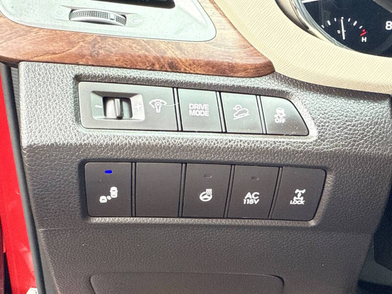 2017 Hyundai Santa Fe Limited Ultimate