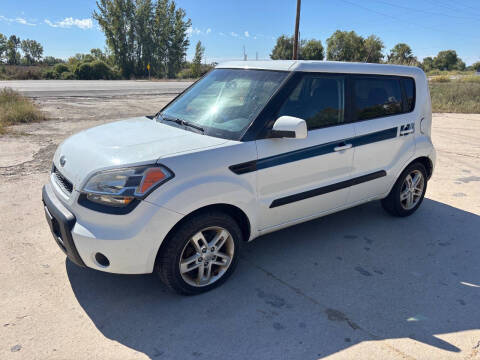 2011 Kia Soul +