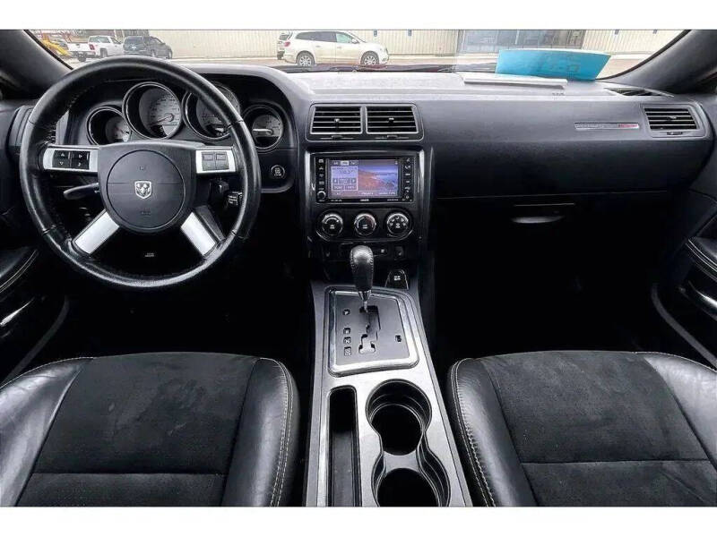 2009 Dodge Challenger SRT8