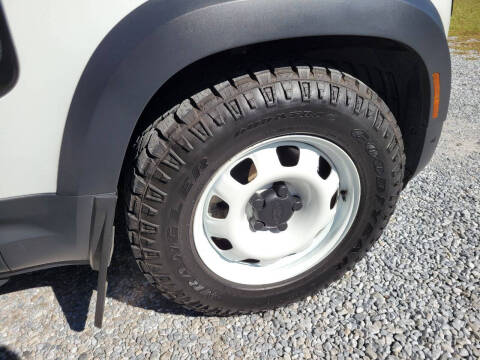 2023 Land Rover Defender 110 30th Anniversary Edition