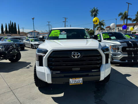2023 Toyota Tundra SR5