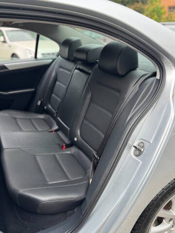 2014 Volkswagen Jetta SE