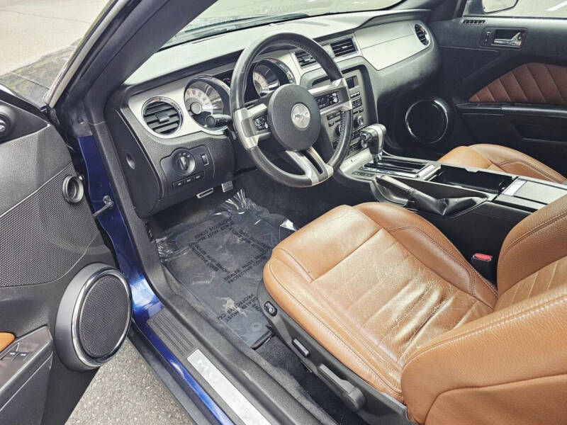 2011 Ford Mustang V6 Premium