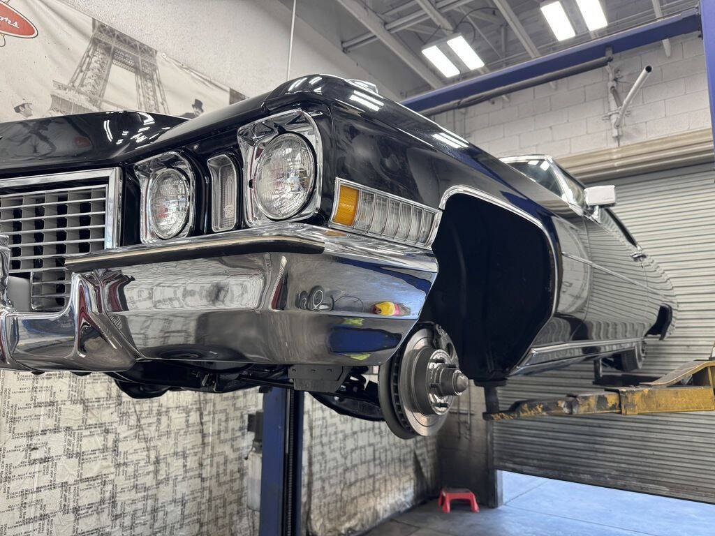 1972 Cadillac DeVille 22