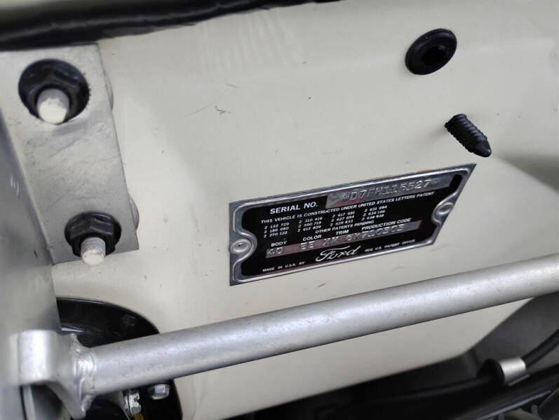 1957 Ford Thunderbird