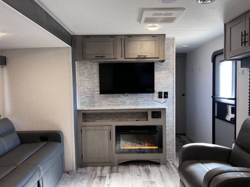 2022 Coleman Lantern