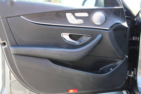 2019 Mercedes-Benz E-Class E 300