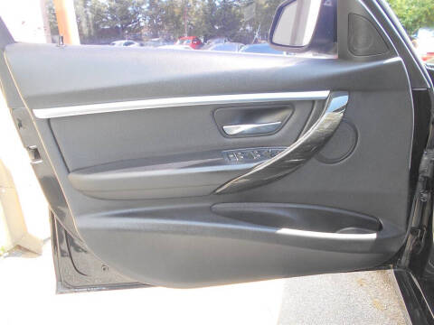 2018 BMW 3 Series 330i xDrive