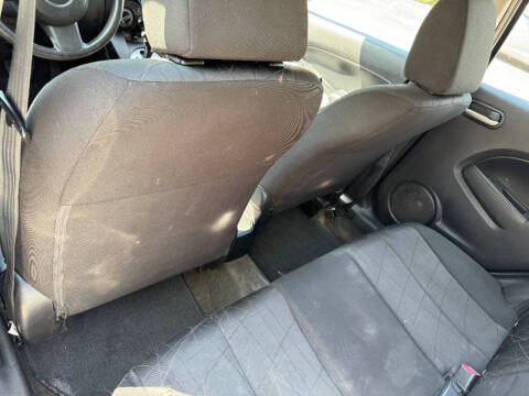 2012 Mazda MAZDA2 Sport