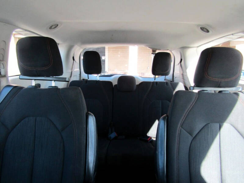 2017 Chrysler Pacifica Touring