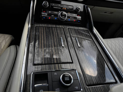 2019 Lincoln Navigator Black Label