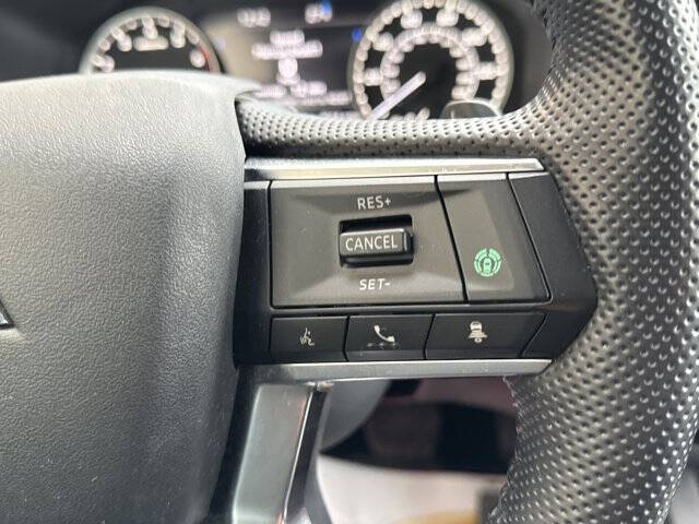 2022 Mitsubishi Outlander SE