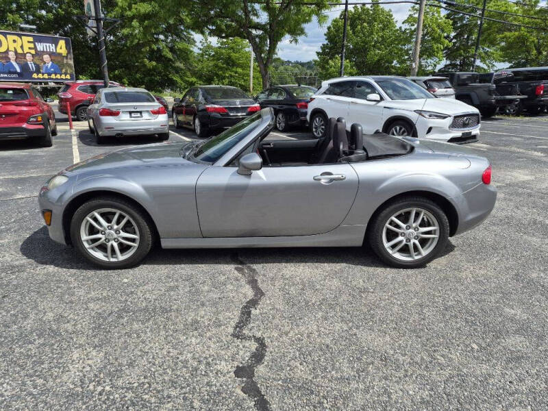 2010 Mazda MX-5 Miata Sport's photo