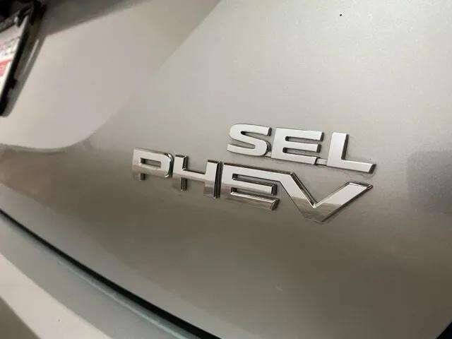 2025 Mitsubishi Outlander PHEV SEL