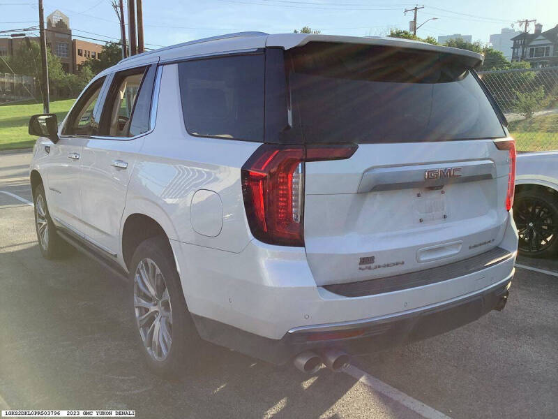 2023 GMC Yukon Denali