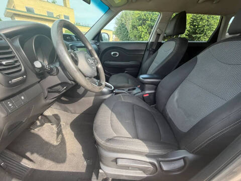 2019 Kia Soul +