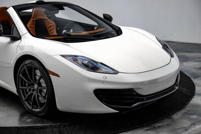 2013 McLaren MP4-12C Spider