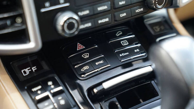 2017 Porsche Cayenne